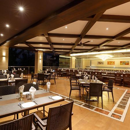 Hotel Ayodhya Kolhápur Kültér fotó