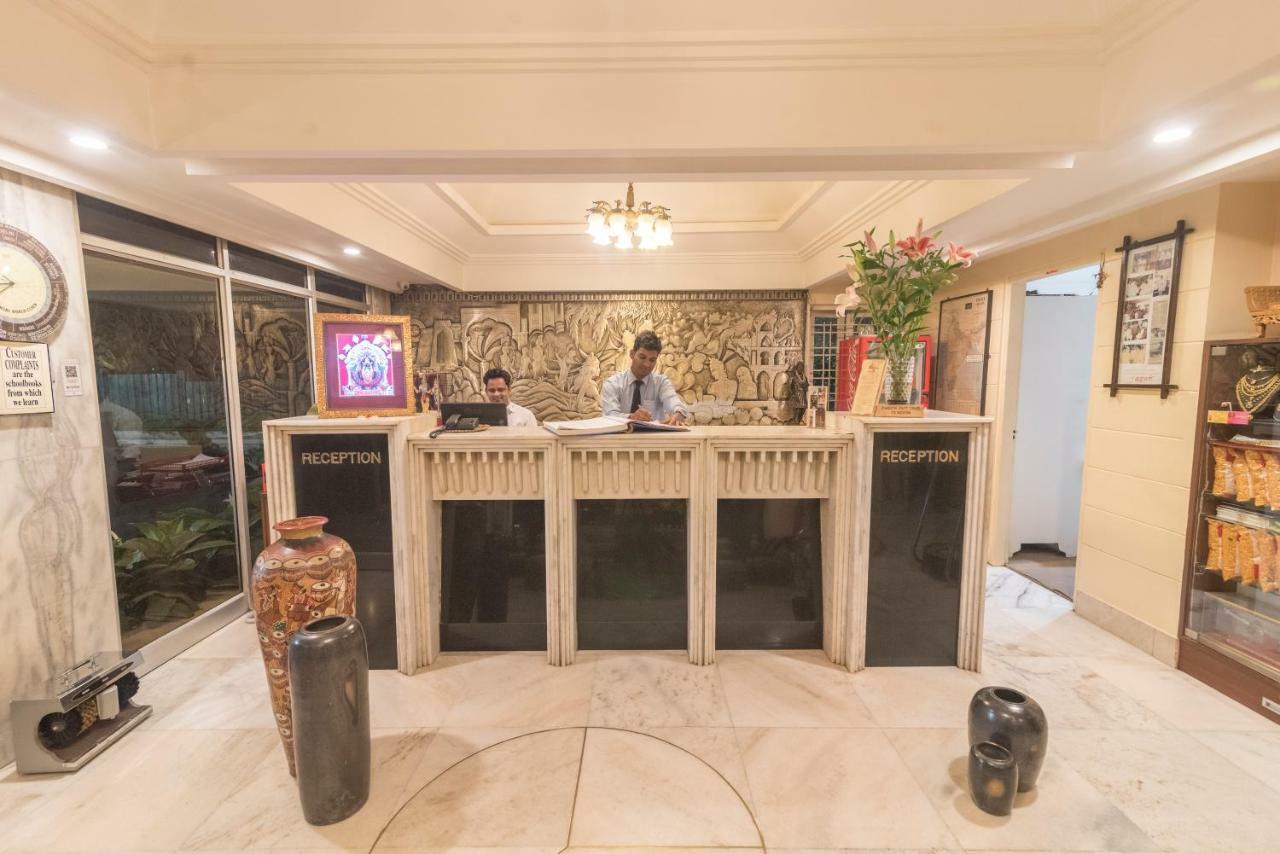 Hotel Ayodhya Kolhápur Kültér fotó