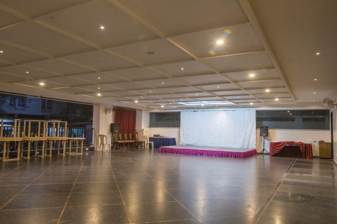 Hotel Ayodhya Kolhápur Kültér fotó